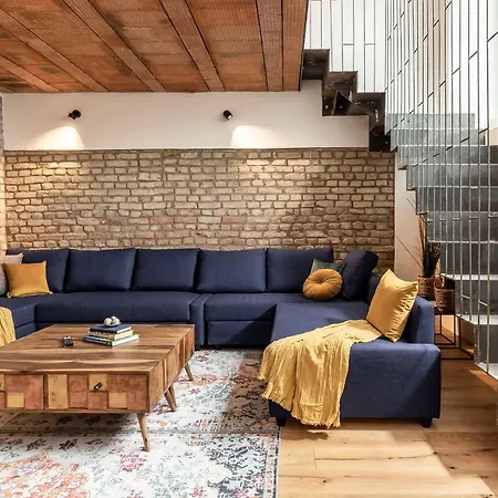 Industrial Loft Duplex -100sqm- Near Antonplatz Берлин