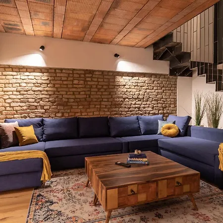 Апартаменты Industrial Loft Duplex -100sqm- Near Antonplatz