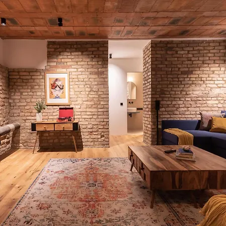 Apartmán Industrial Loft Duplex -100sqm- Near Antonplatz Berlín