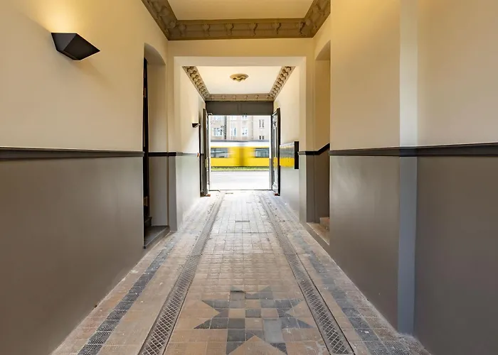 Industrial Loft Duplex -100sqm- Near Antonplatz Apartamento *